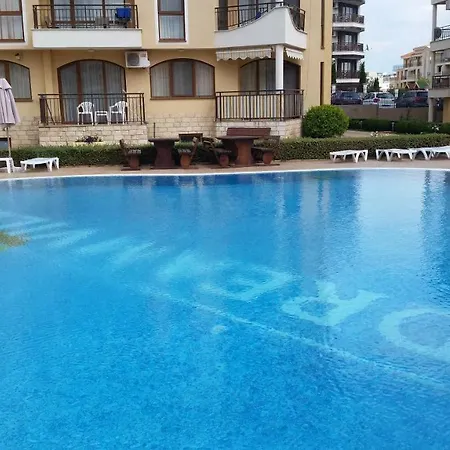 Aqua Dreams - New Wifi דירה