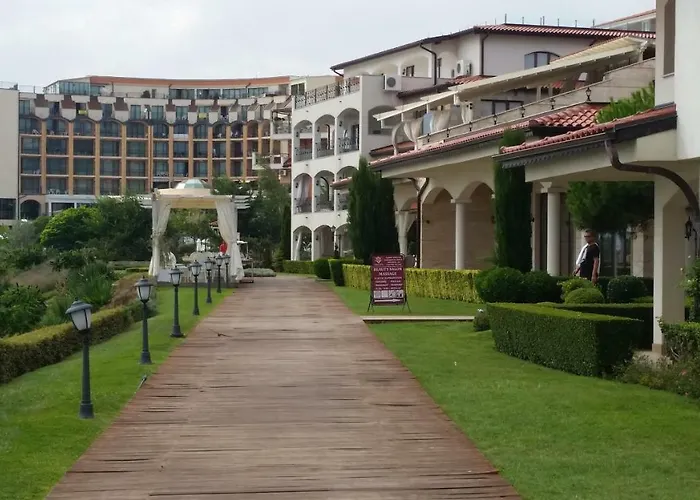 Aqua Dreams - New Wifi Apartment