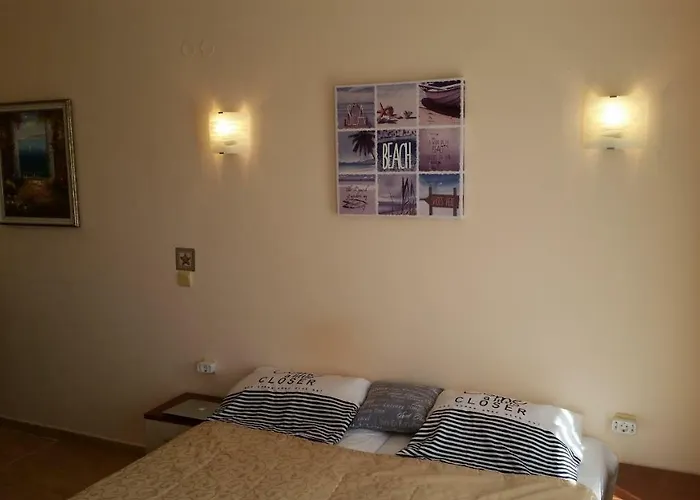 Aqua Dreams - New Wifi Apartment *